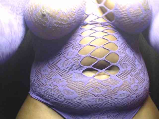 Curvyzaraa