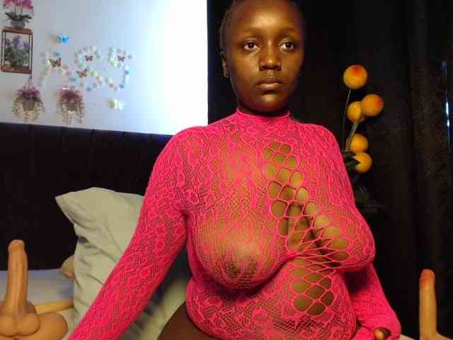Curvyzaraa