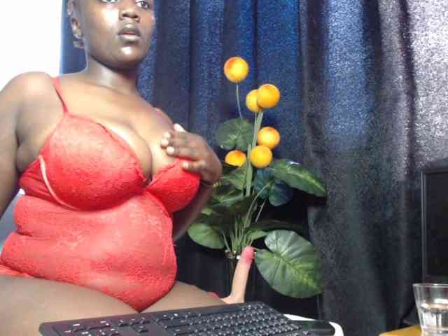 Curvyzaraa Curvyzaraa