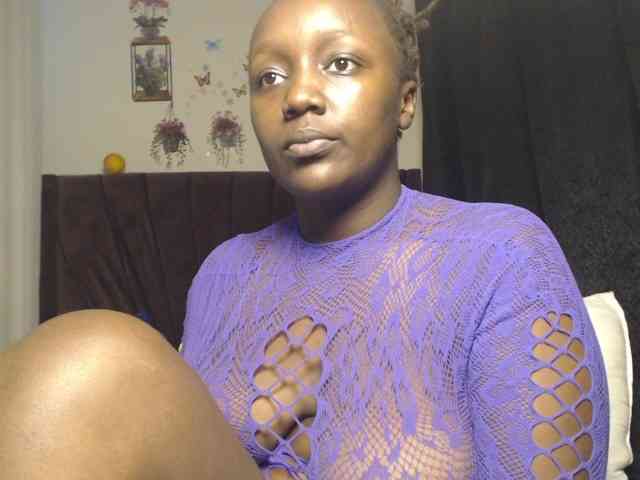 Curvyzaraa Curvyzaraa