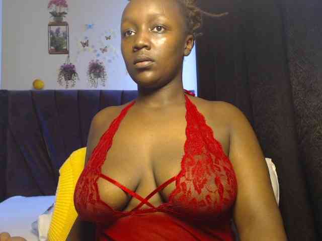 Curvyzaraa