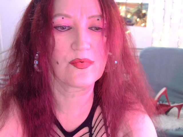 SabrinaXlovess live cam on BongaCams