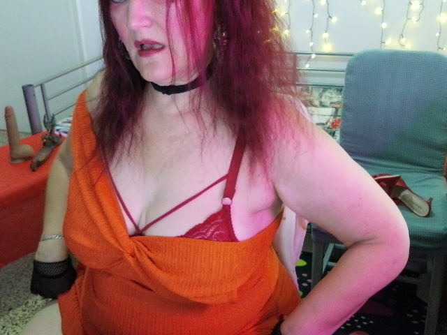 SabrinaXlovess live cam on BongaCams