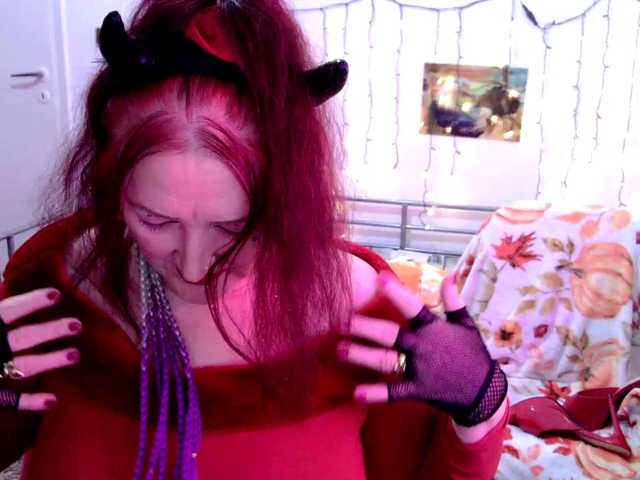 SabrinaXlovess live cam on BongaCams
