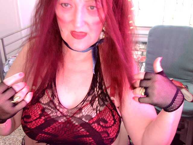 SabrinaXlovess live cam on BongaCams