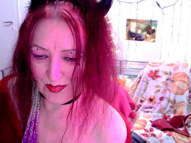 SabrinaXlovess webcam