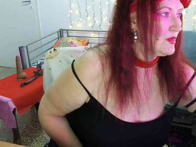Model: SabrinaXlovess