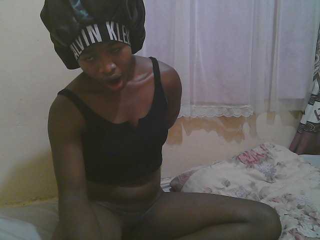 Sparkling-divah live cam on BongaCams