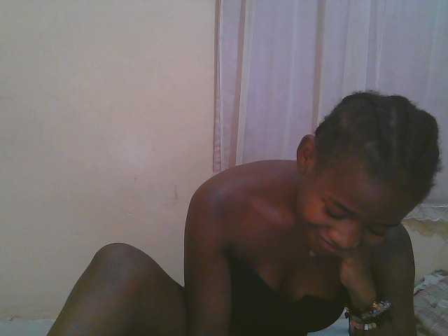 Sparkling-divah live cam on BongaCams