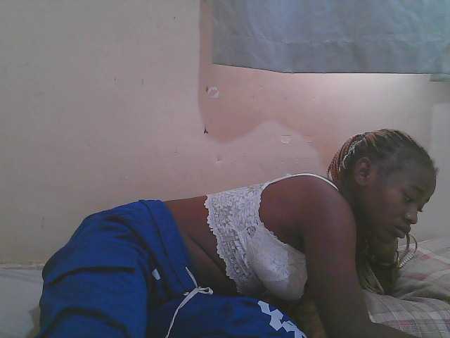 Sparkling-divah live cam on BongaCams