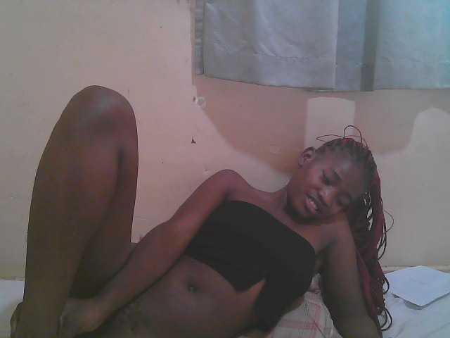 Sparkling-divah live cam on BongaCams