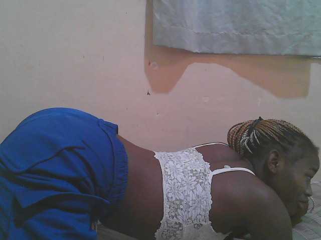 Sparkling-divah live cam on BongaCams