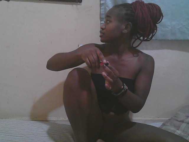 Sparkling-divah live cam on BongaCams