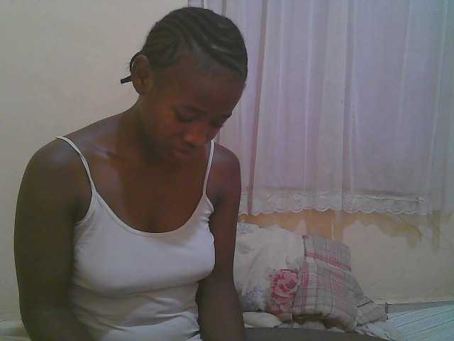 Sparkling-divah live cam on BongaCams