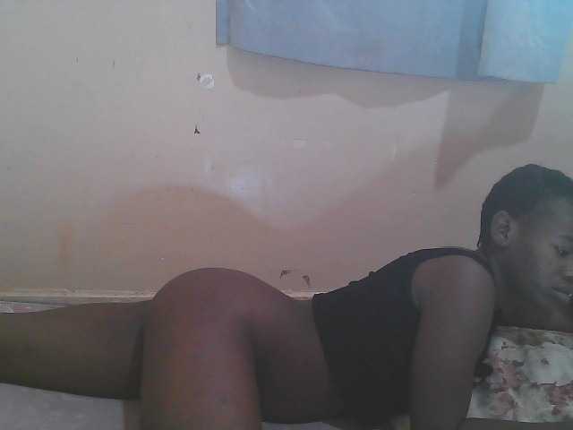 Sparkling-divah, live now on BongaCams