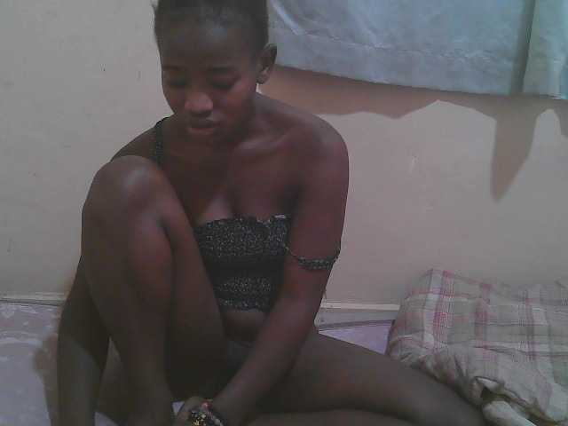 Sparkling-divah live cam on BongaCams