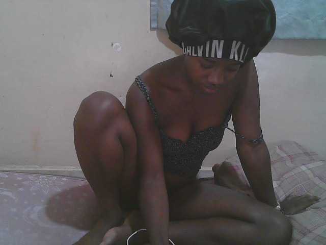 Sparkling-divah live cam on BongaCams