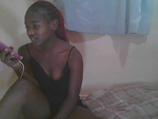 Sparkling-divah live cam on BongaCams