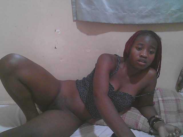 Sparkling-divah live cam on BongaCams
