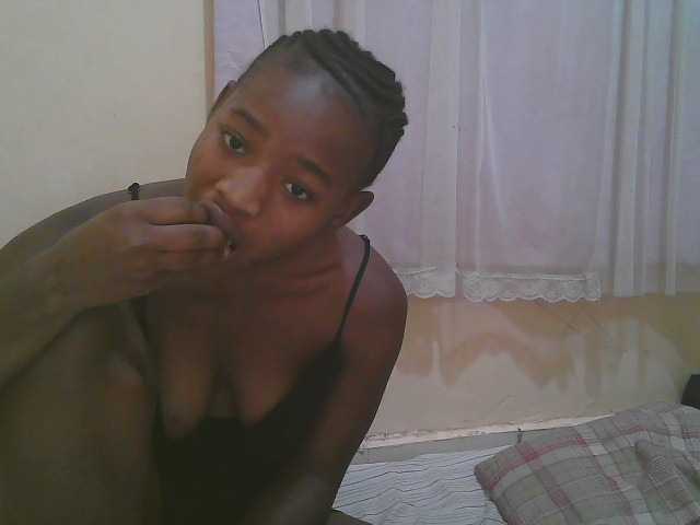 Sparkling-divah live cam on BongaCams