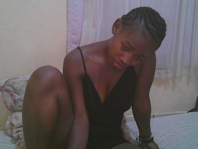 Sparkling-divah live cam on BongaCams