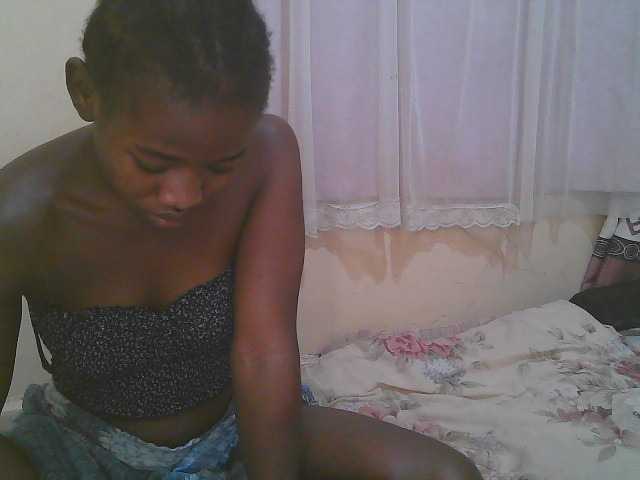 Sparkling-divah live cam on BongaCams