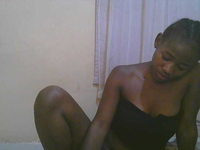 Sparkling-divah live cam on BongaCams