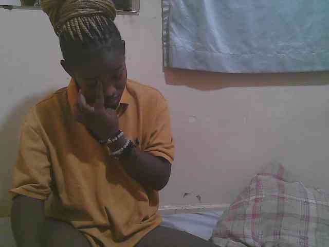 Sparkling-divah webcam