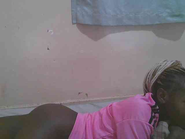 Sparkling-divah webcam