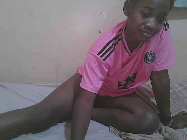 Sparkling-divah webcam