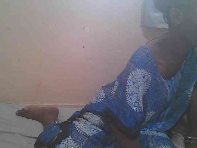 Sparkling-divah webcam