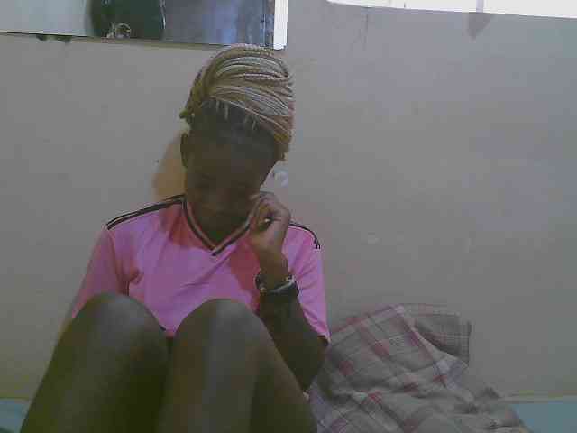 Sparkling-divah webcam