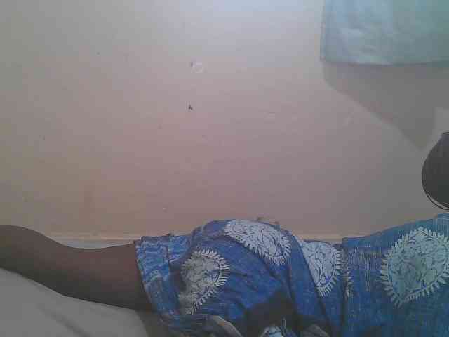 Sparkling-divah webcam