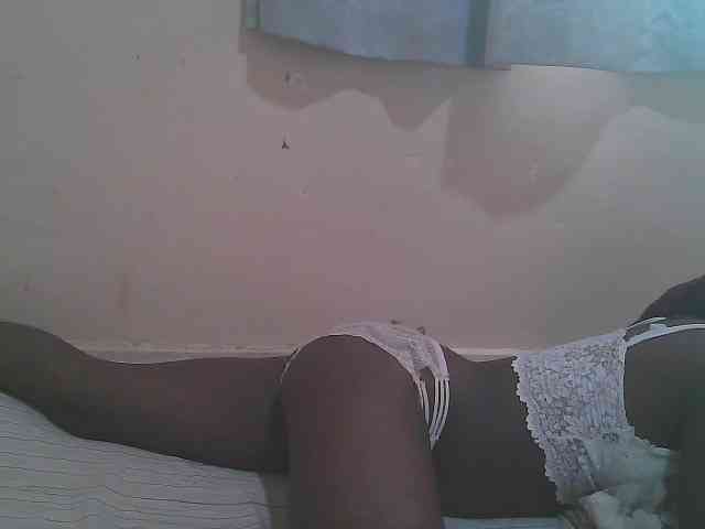 Sparkling-divah webcam