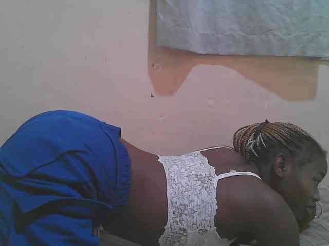 Sparkling-divah webcam
