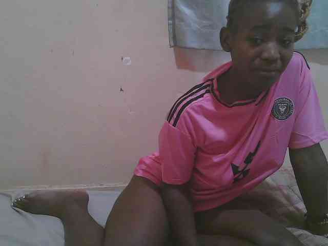 Sparkling-divah webcam
