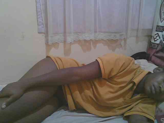 Sparkling-divah webcam