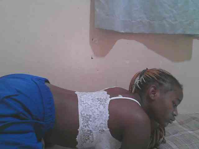 Sparkling-divah webcam
