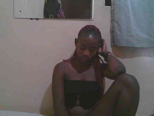 Sparkling-divah webcam