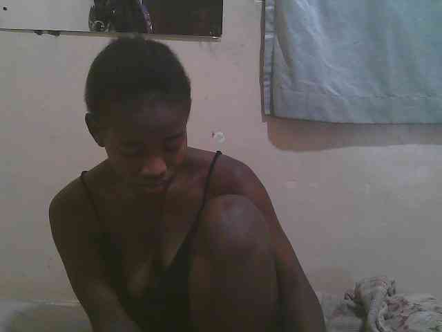 Sparkling-divah webcam