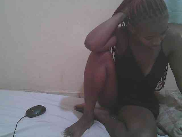 Sparkling-divah webcam