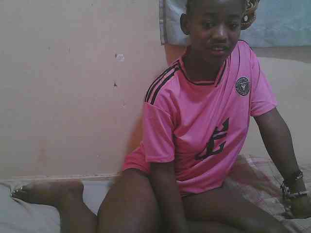 Sparkling-divah webcam