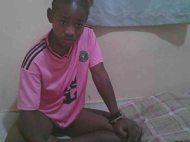 Sparkling-divah webcam