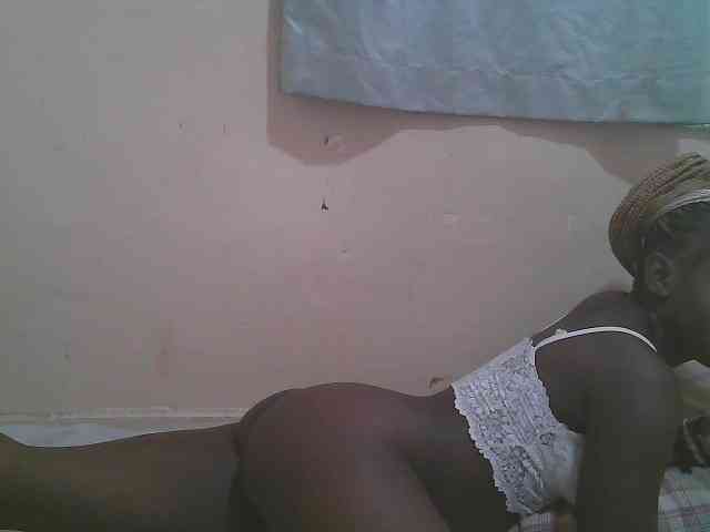 Sparkling-divah webcam