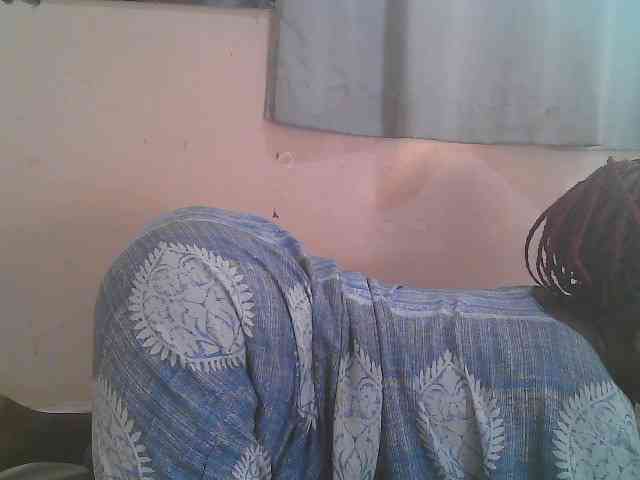 Sparkling-divah webcam