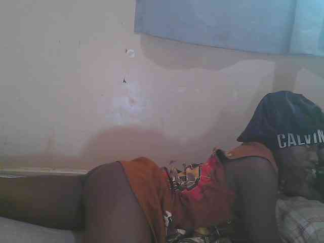 Sparkling-divah webcam