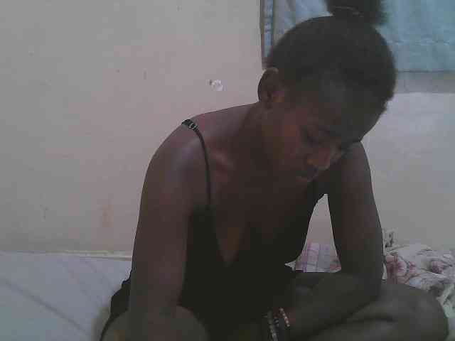 Sparkling-divah webcam
