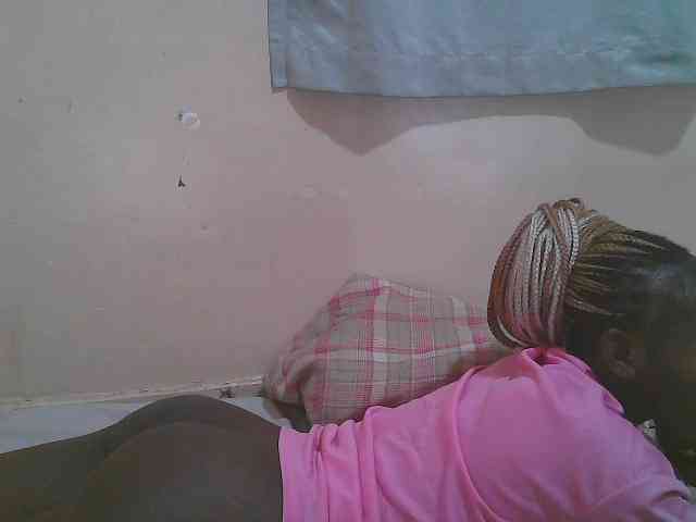 Sparkling-divah webcam