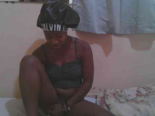 Sparkling-divah webcam