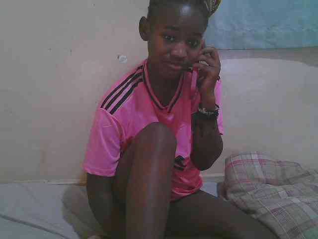 Sparkling-divah webcam